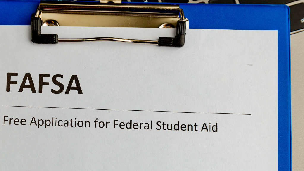 FAFSA Application: A Step-by-Step Guide for First-Time Applicants