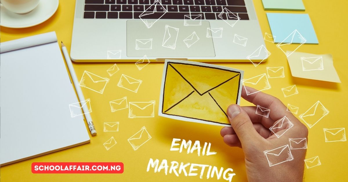 How to Write a Professional Email: 2024 Tips and Examples